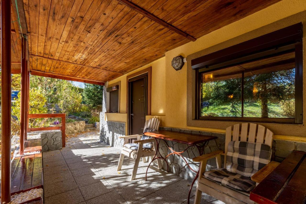 Din Padurea Valeni Hébergement de vacances *